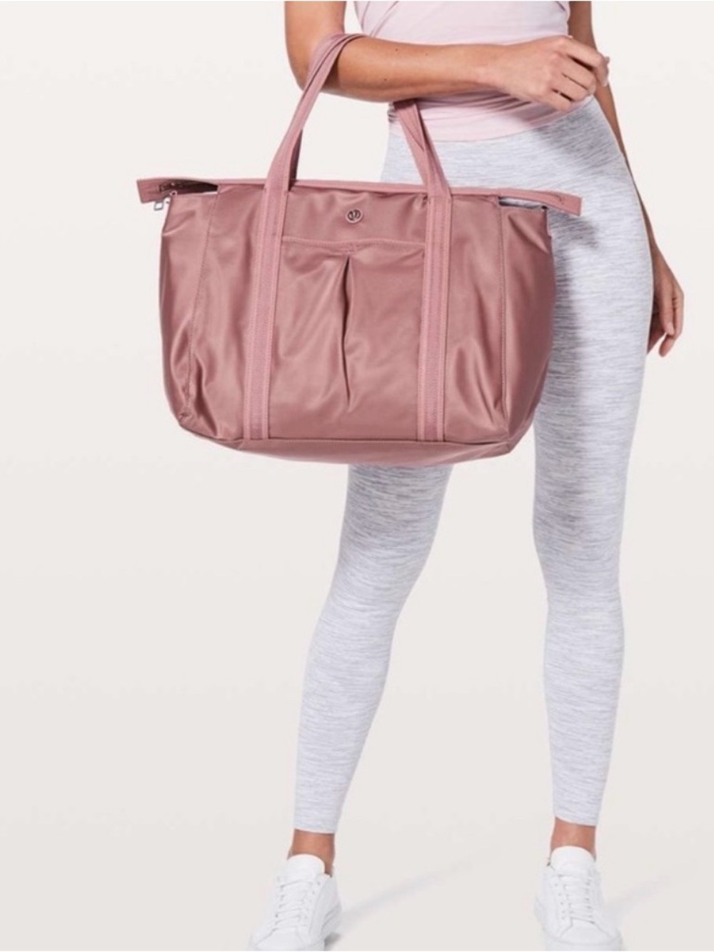 Lululemon lemon everywhere bag color Quicksand